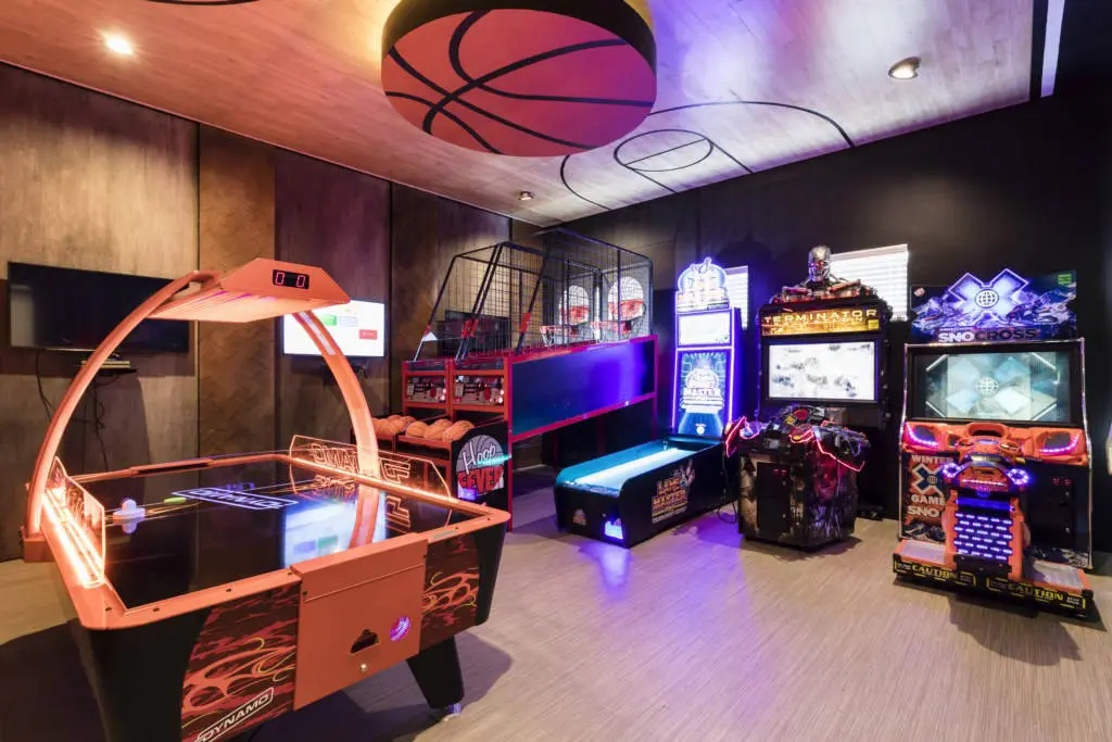 Reunion Resort luxury rentals basketball