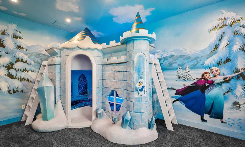 orlando luxury villa rental Frozen theme