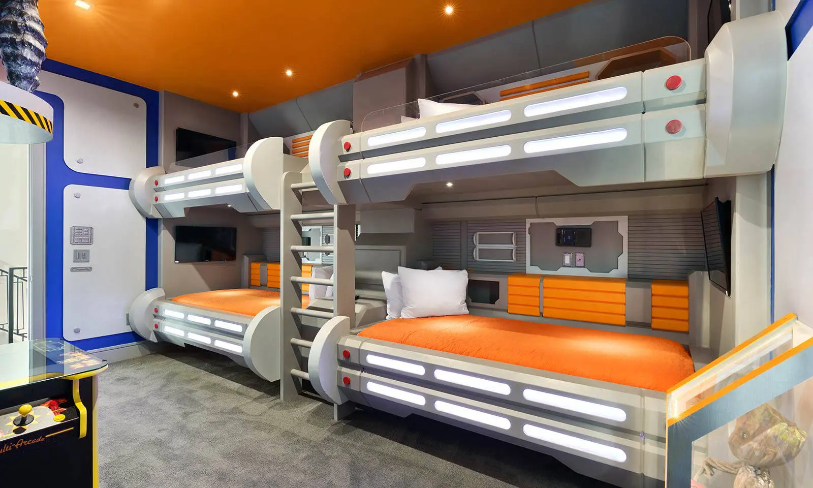 Reunion Resort Star Wars theme bed rental