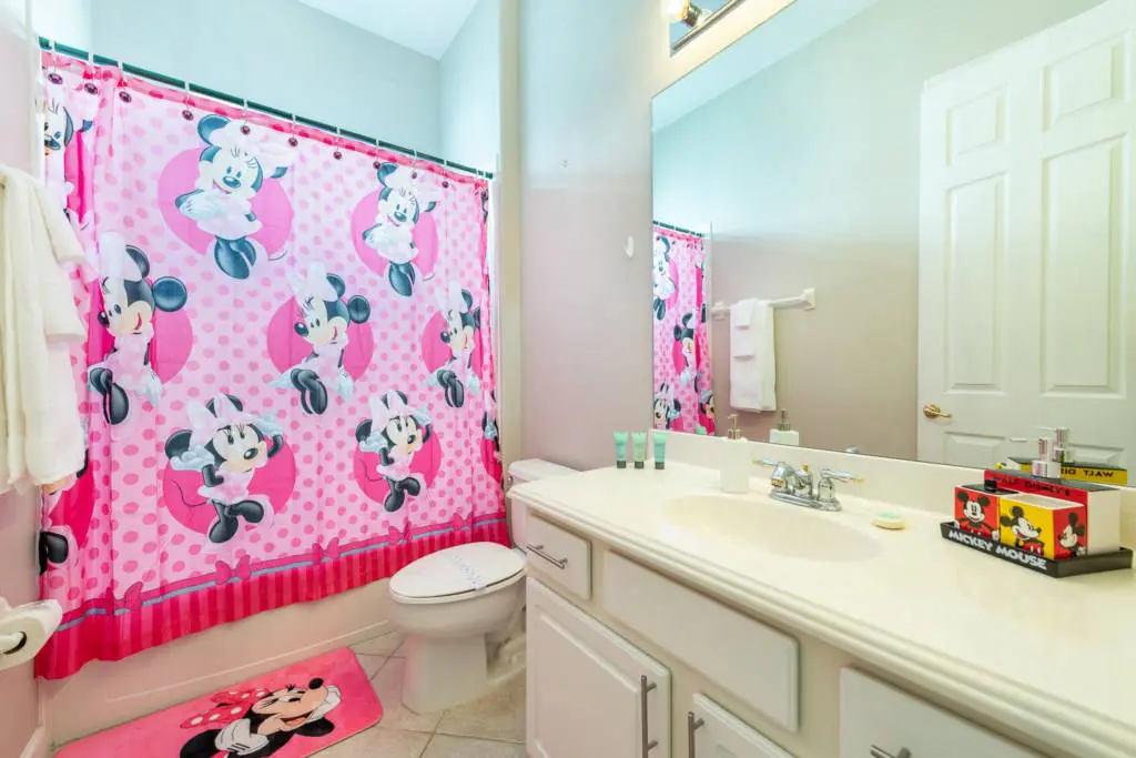 Disney themed bathroom orlando luxury rental