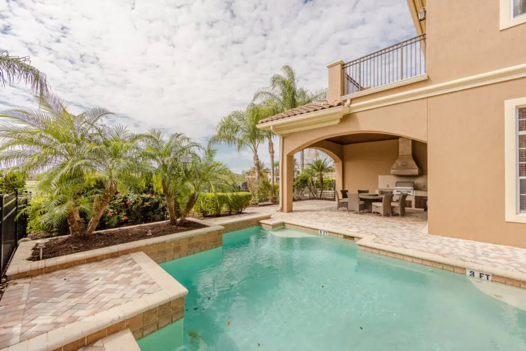 Luxury Villa Rental Orlando swimming pool