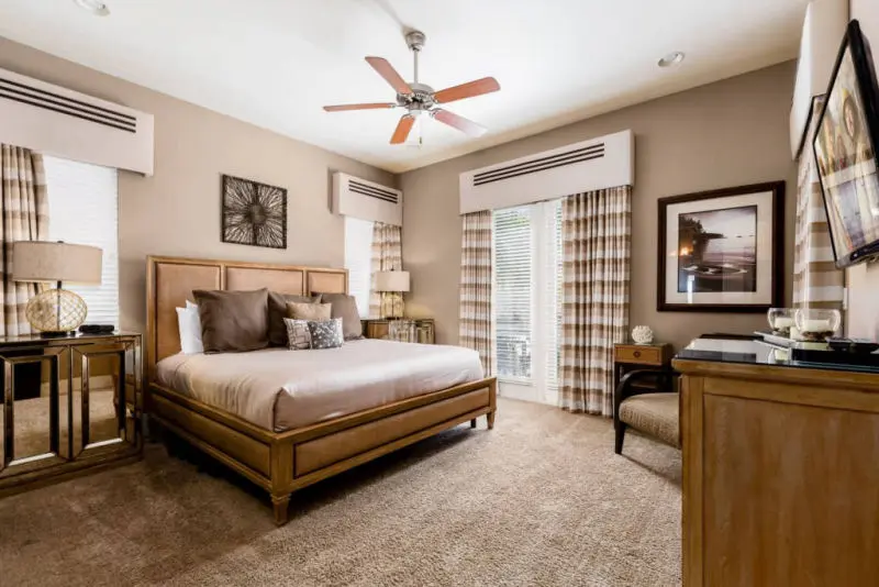Orlando rental luxury bedroom
