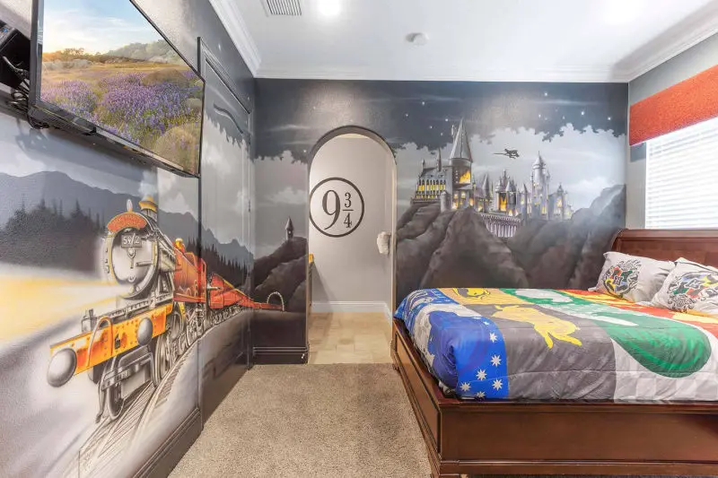 orlando luxury villa rental Harry Potter bedroom