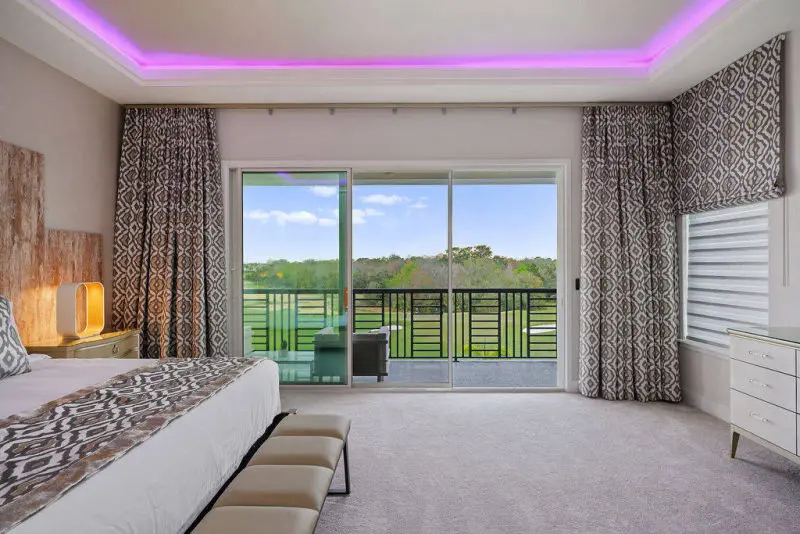 disney villa reunion resort bedroom
