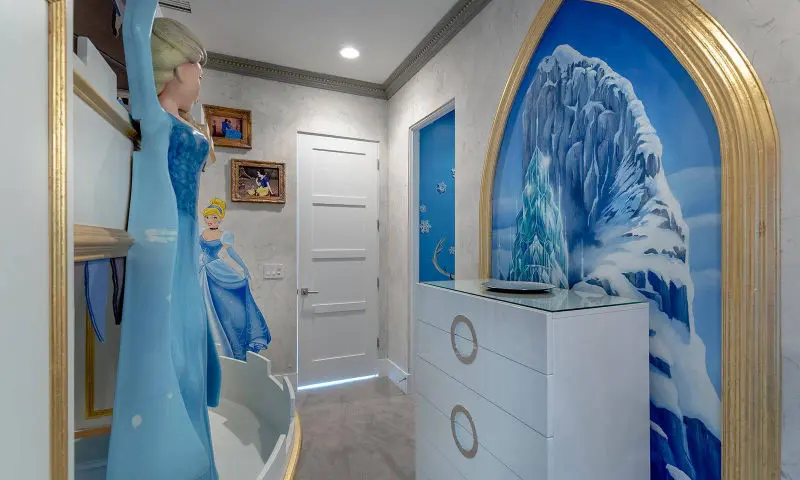 Frozen Themed Bedroom reunion resort