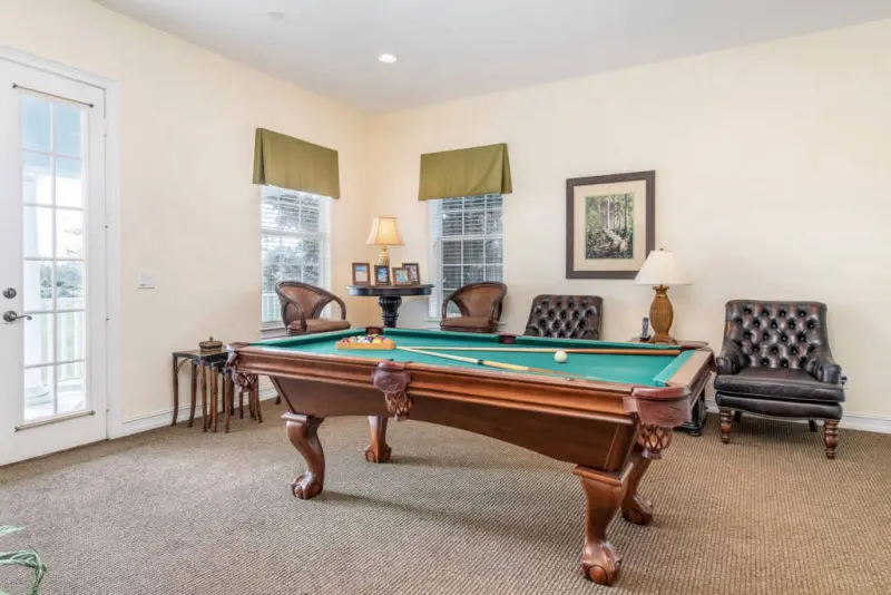 orlando disney villa pool table